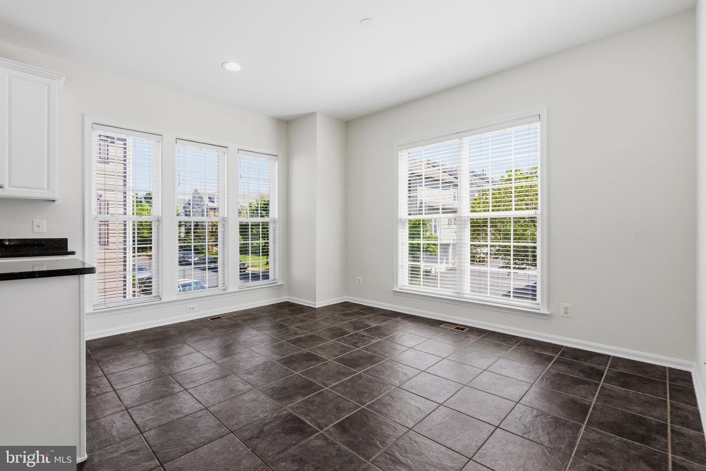 5066 Village Fountain Place photo 12