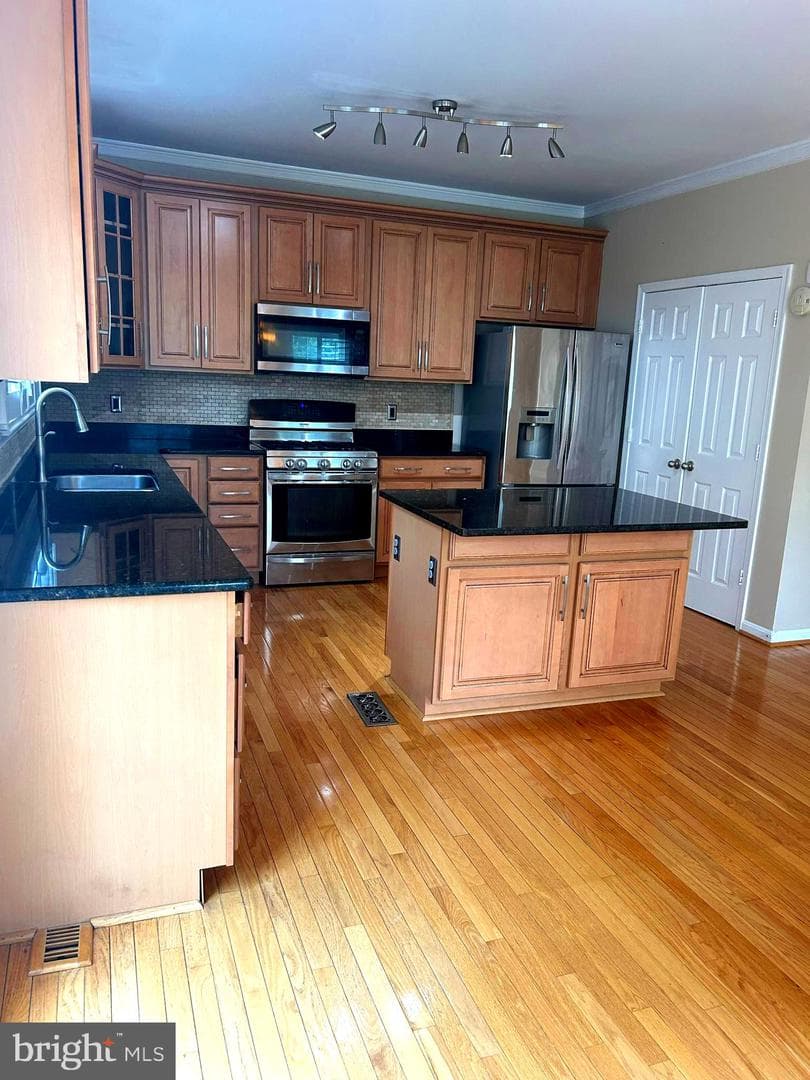 4658 Buckhorn Rdg photo 5