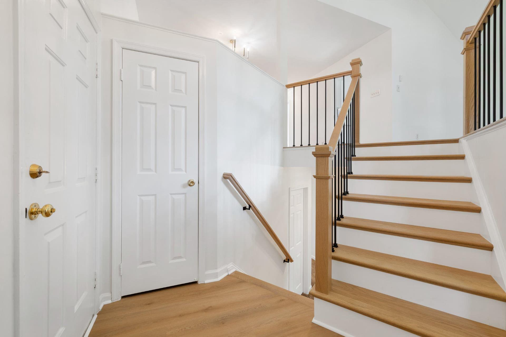 14516 Oak Cluster Drive photo 3