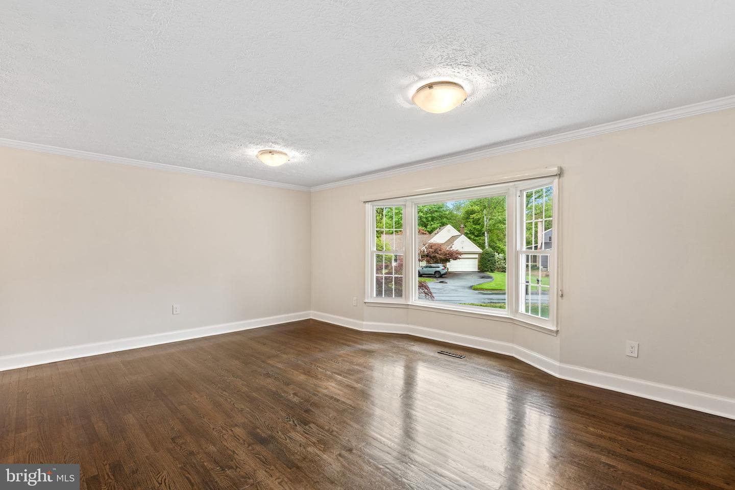1901 Buckthorn Lane photo 11