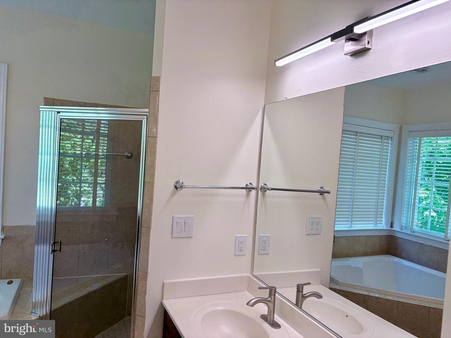 2178 Harithy Drive photo 27