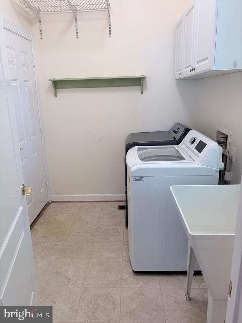 2178 Harithy Drive photo 31