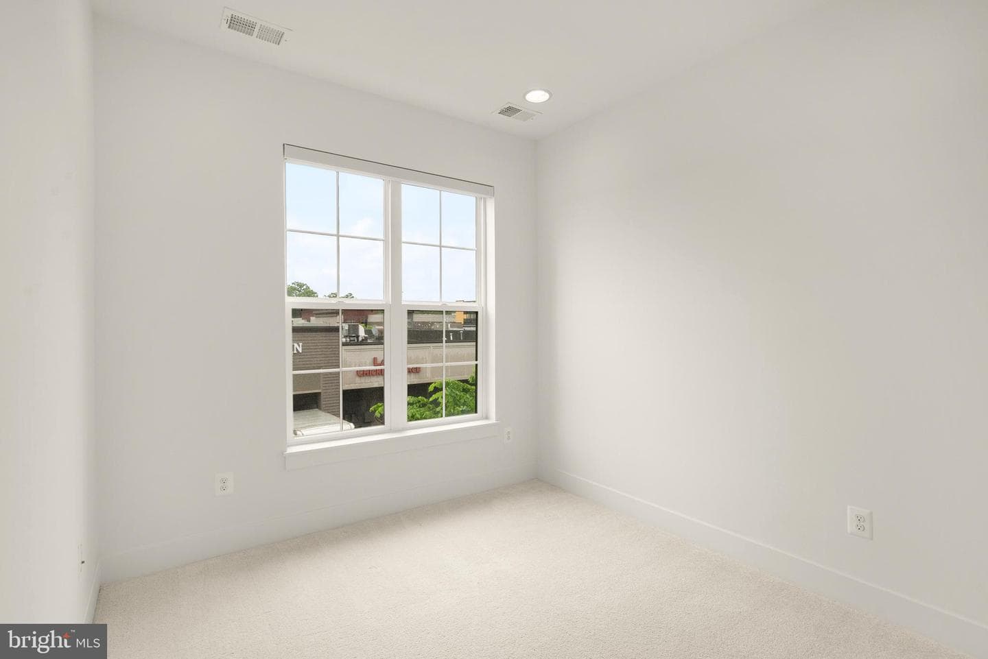 3100 Camber Place photo 37