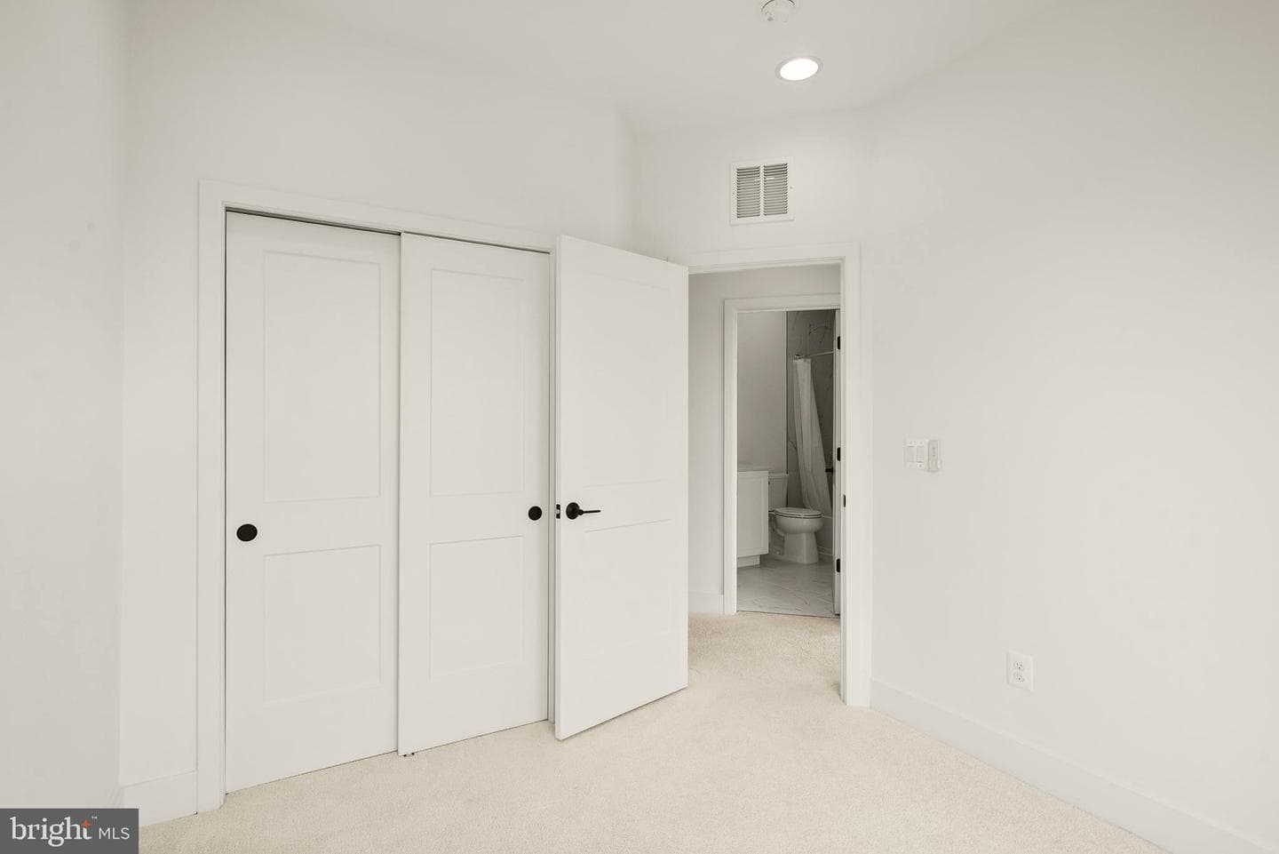 3100 Camber Place photo 38
