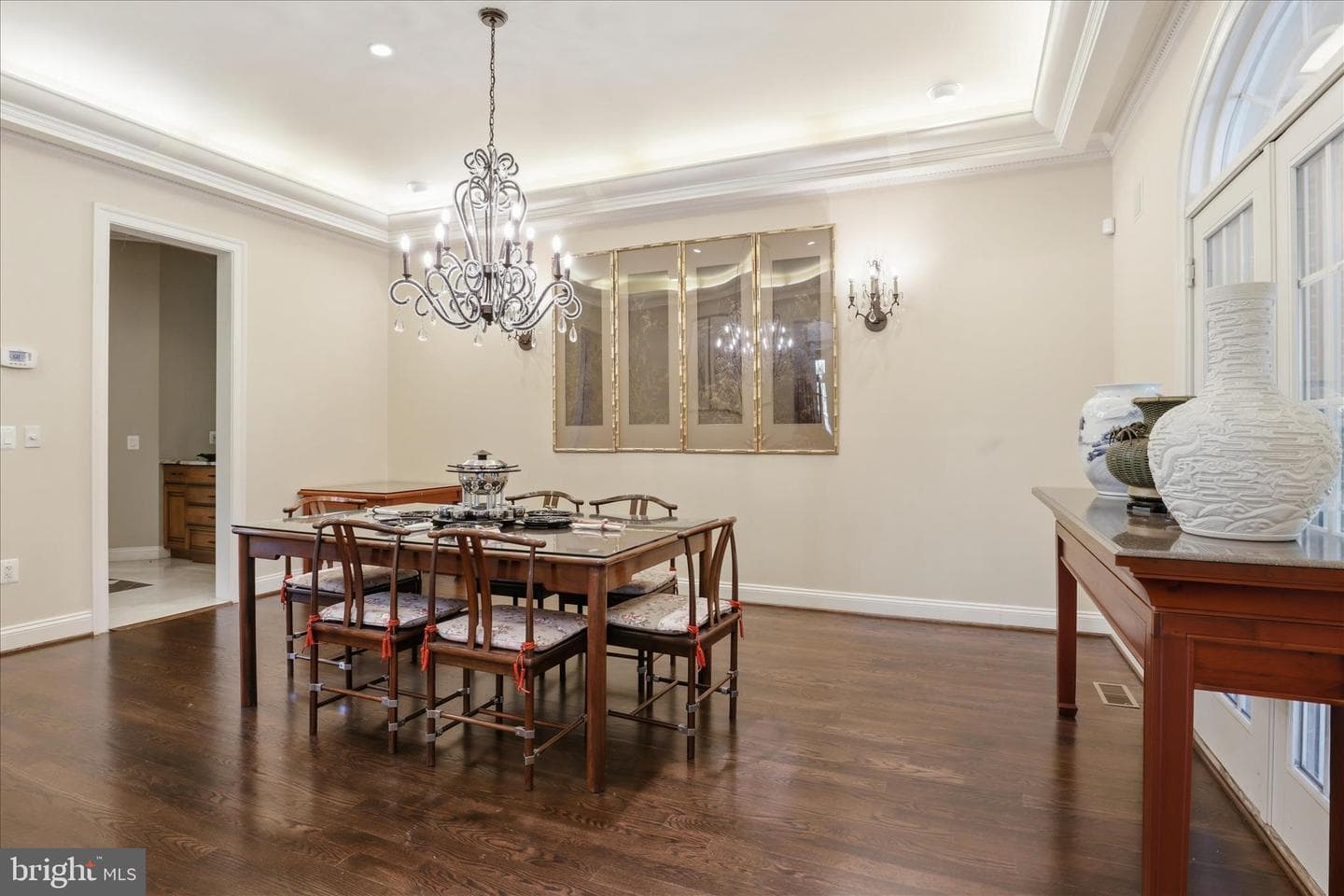 10911 Belgravia Court photo 18