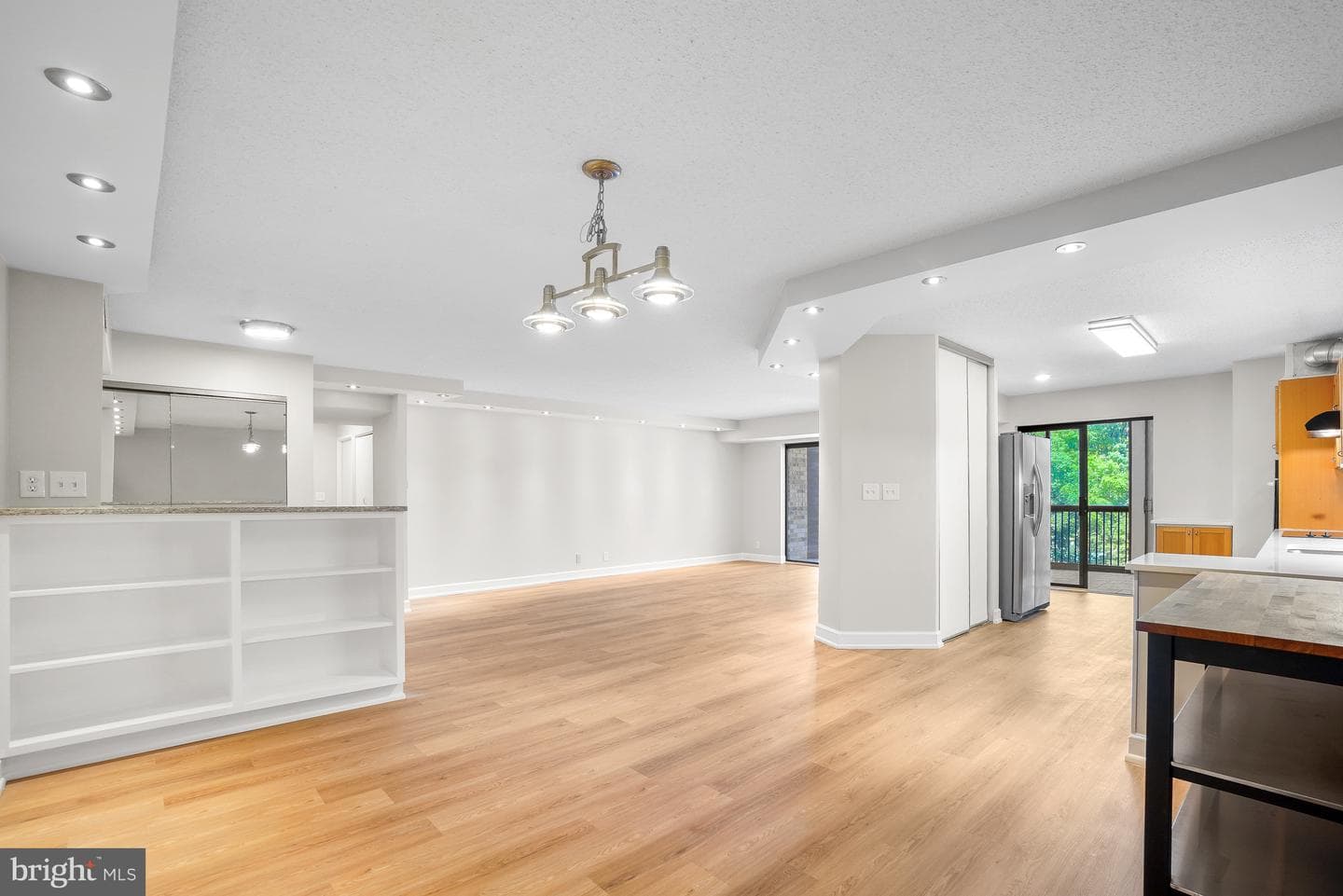 5904 Mount Eagle Drive #601 photo 15