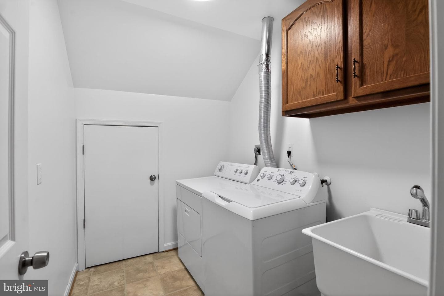 7785 Tangier Drive photo 29