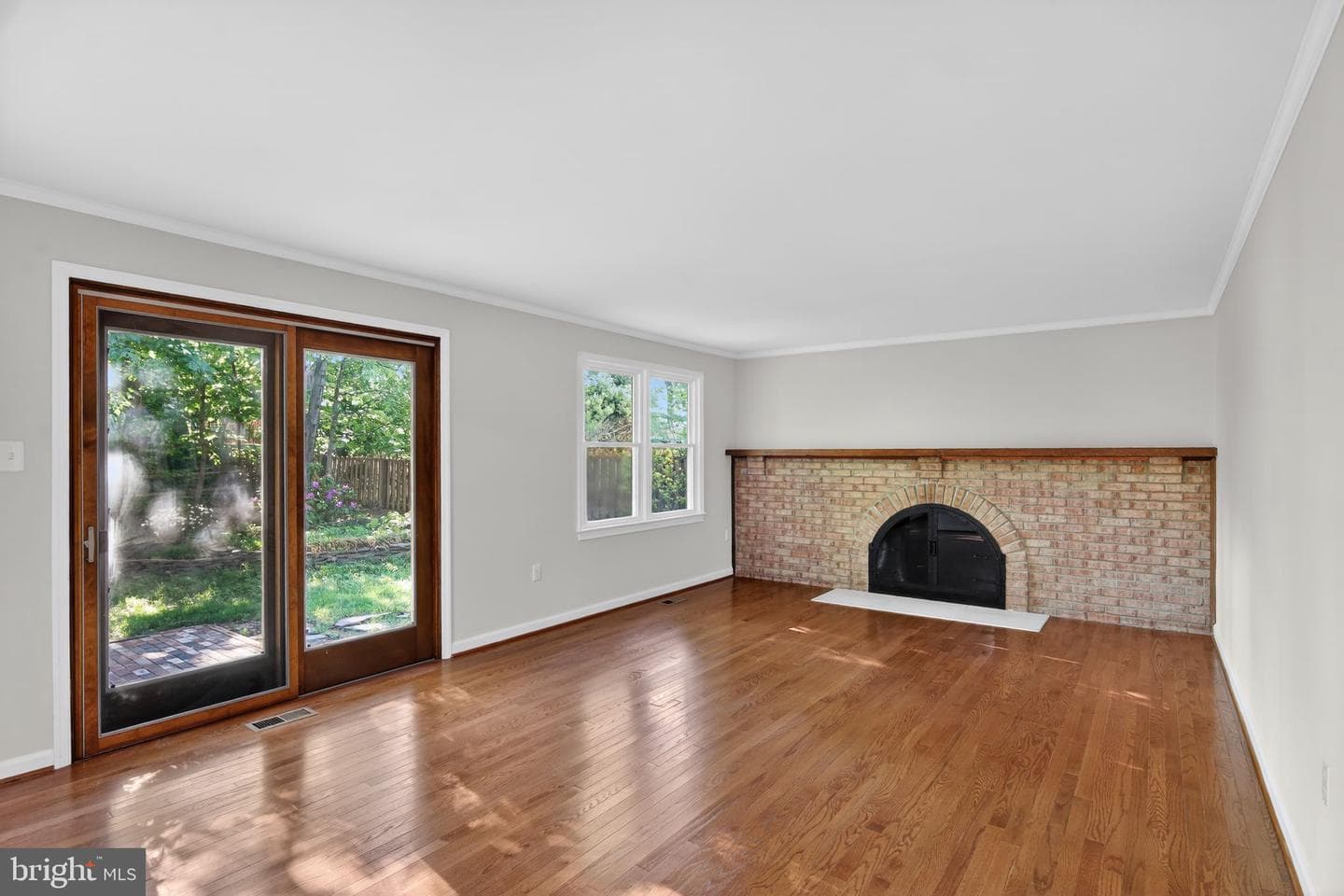 7785 Tangier Drive photo 9
