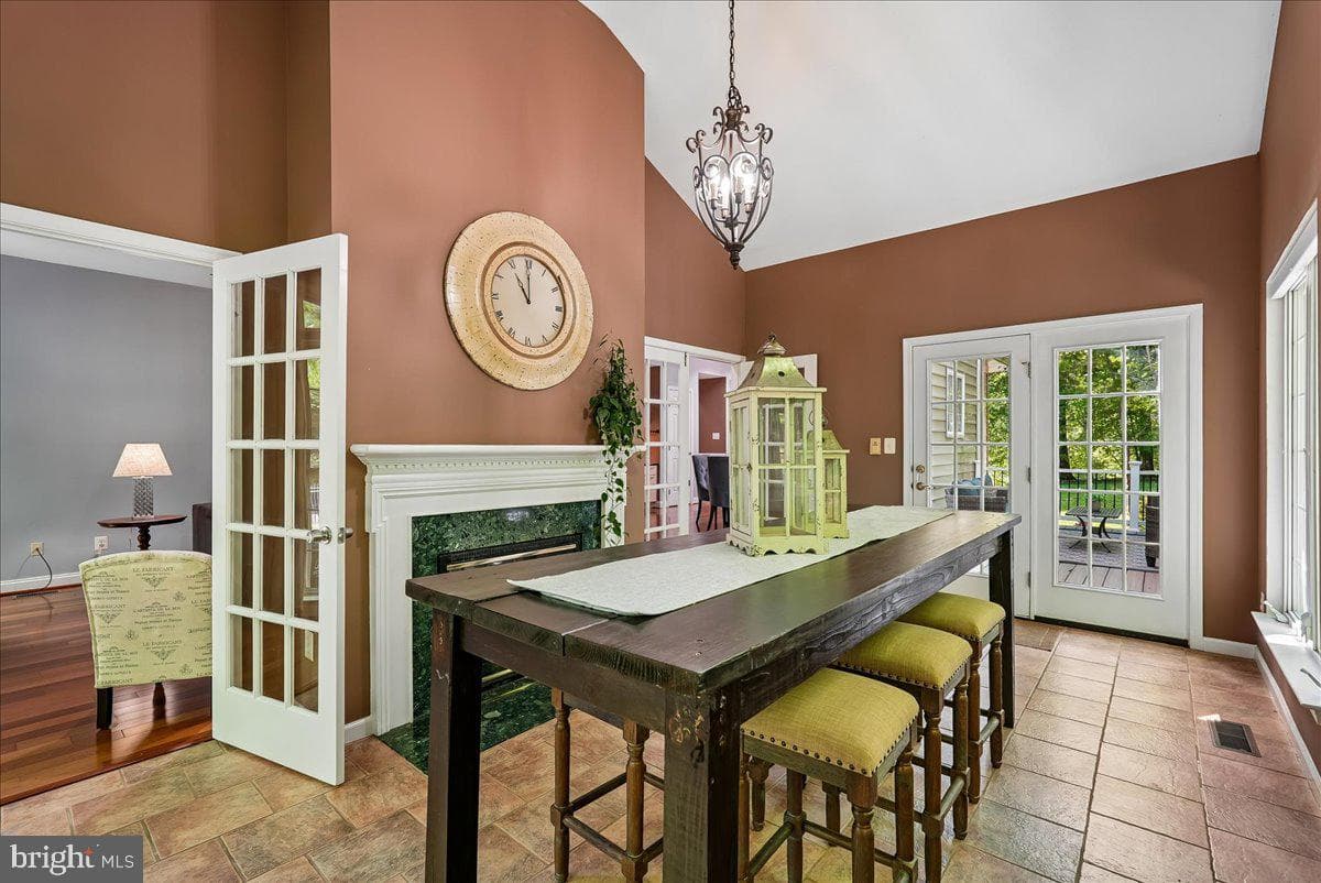 13908 Balmoral Terrace photo 22