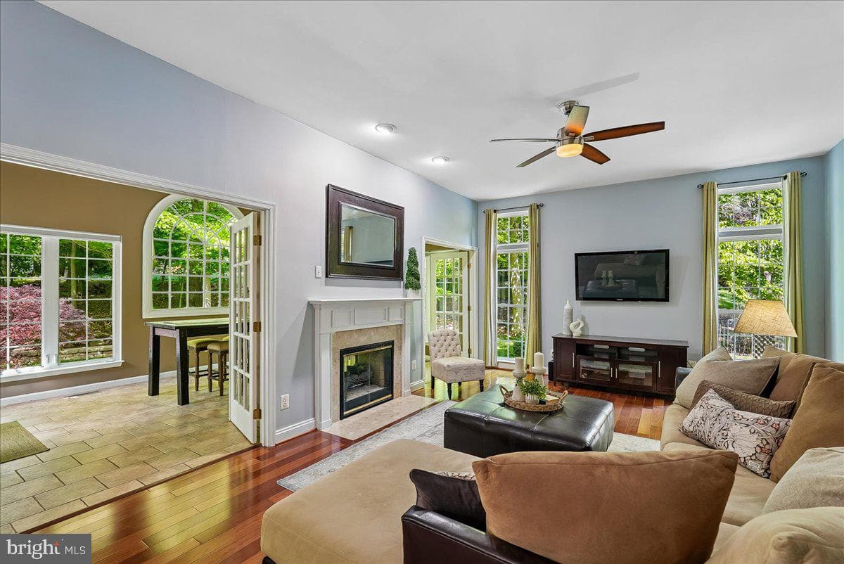 13908 Balmoral Terrace photo 27