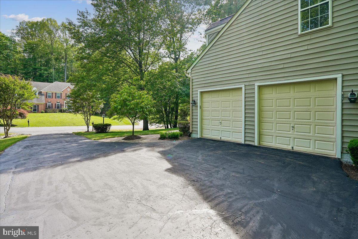 13908 Balmoral Terrace photo 70