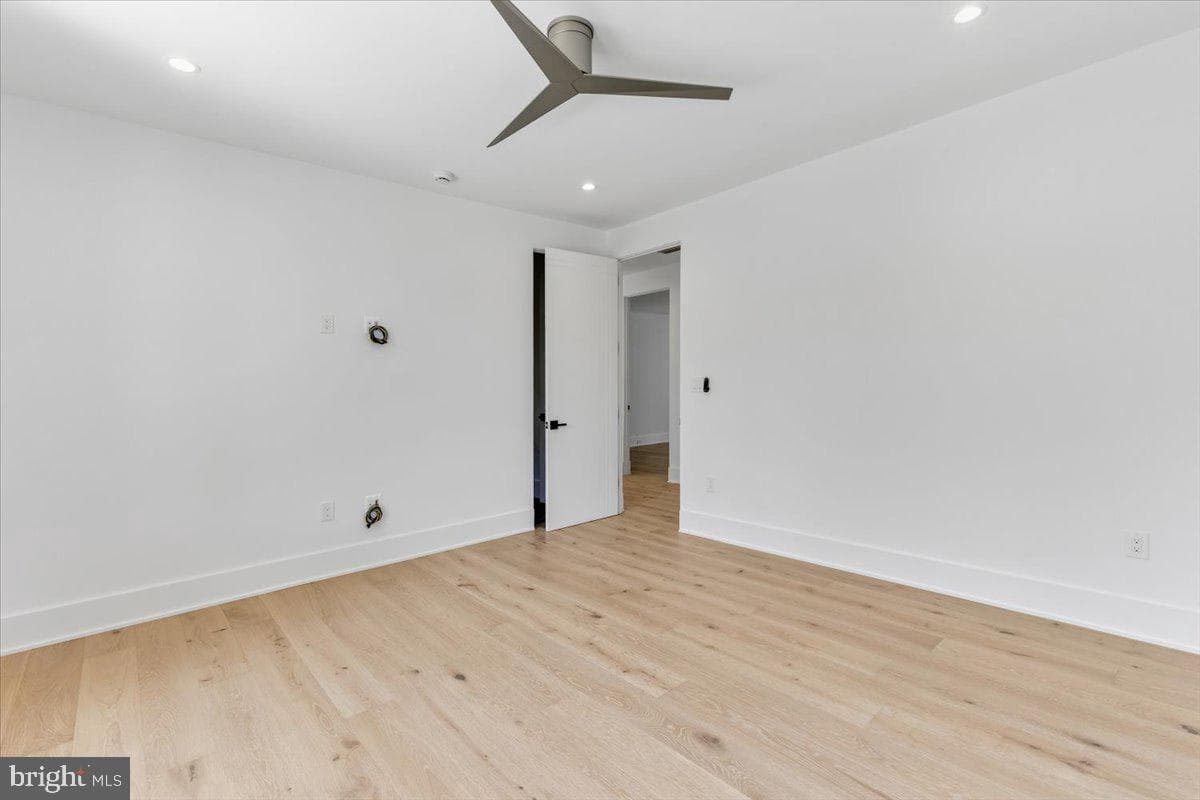 1002 Avery Court SW photo 77