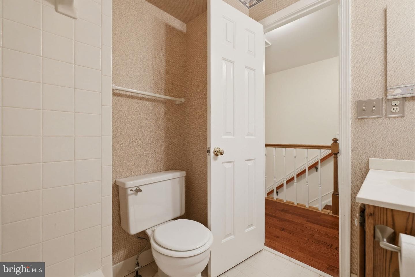 1913 Aubrey Place Court photo 51