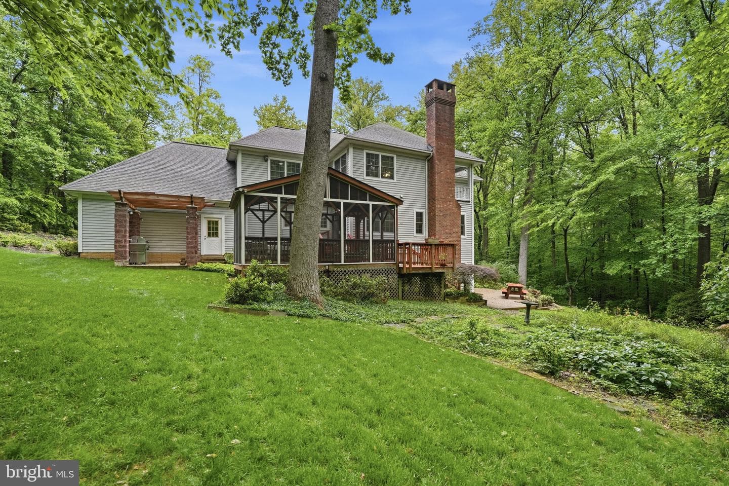 8605 Cherry Drive photo 10