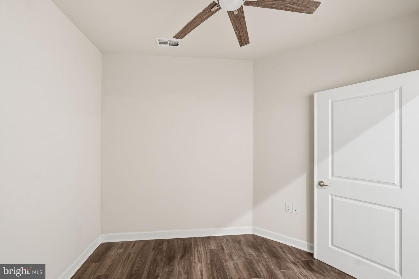 3927 Fair Ridge Drive #201 photo 25