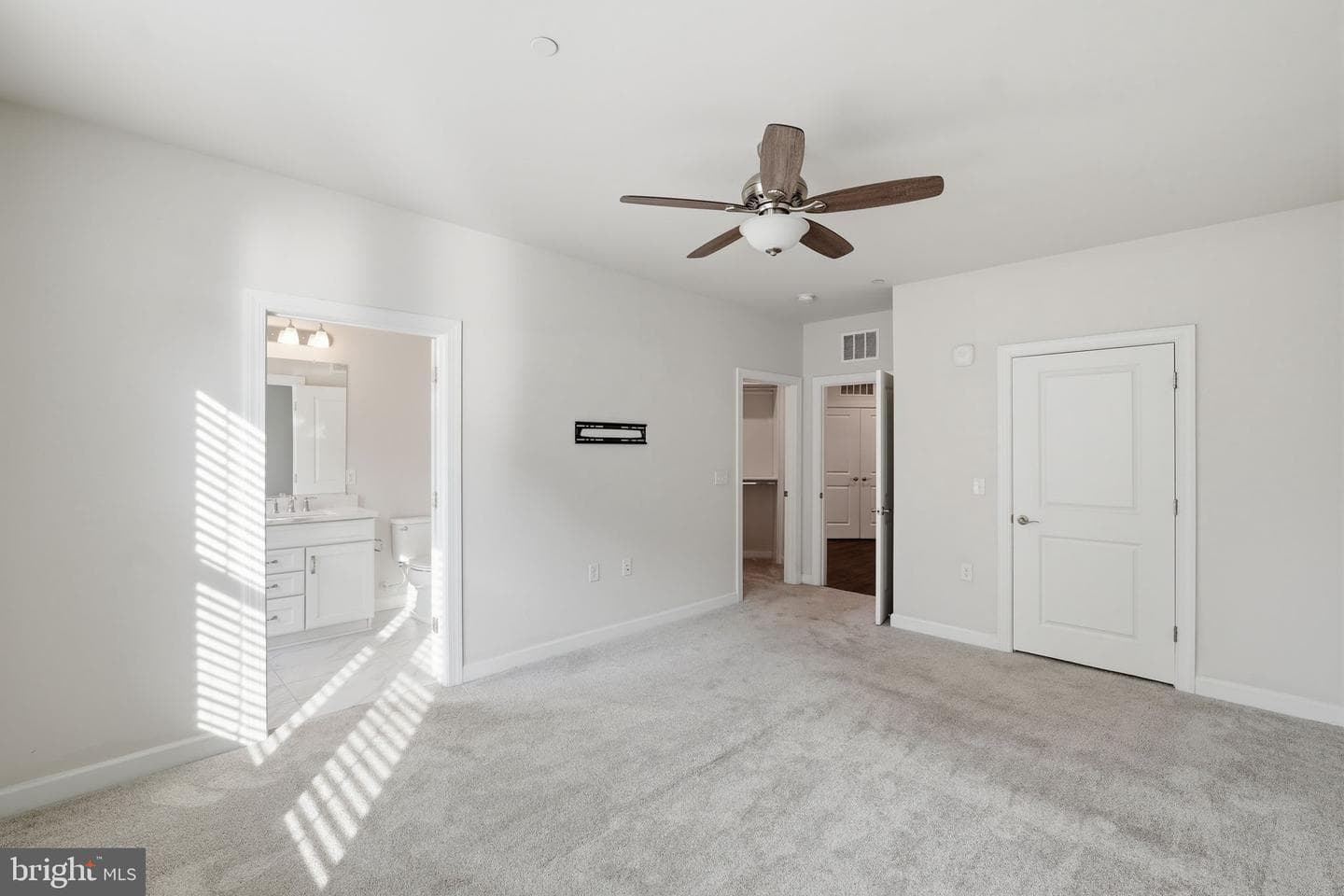 3927 Fair Ridge Drive #201 photo 29
