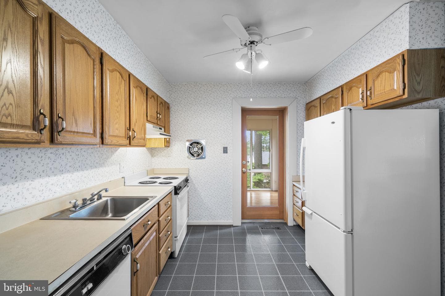 7429 Westwood Park Lane photo 11