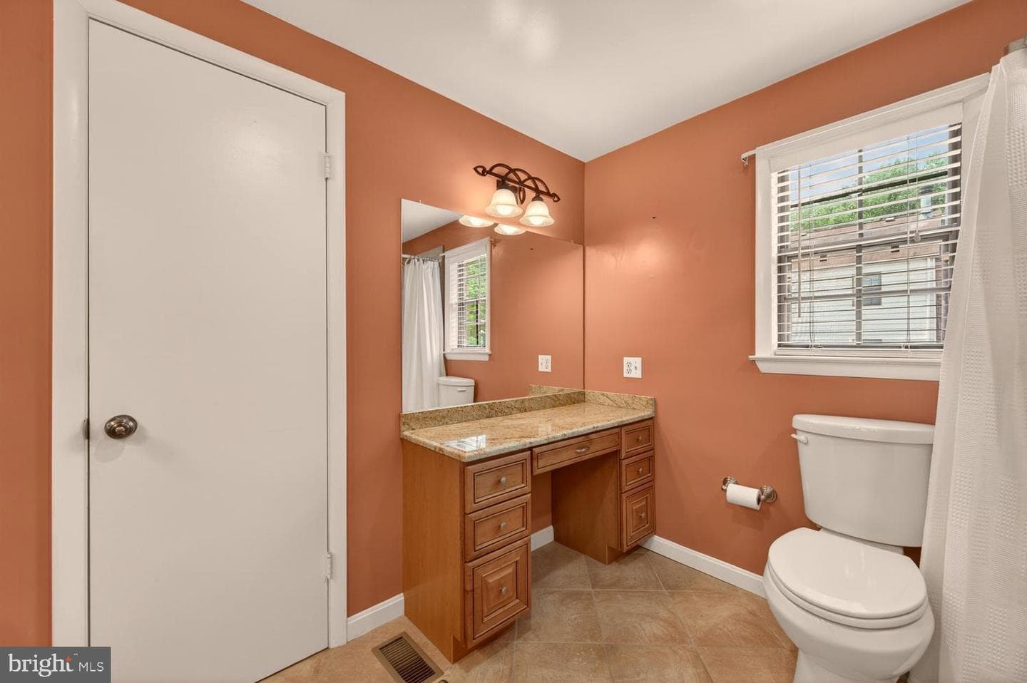 6059 Clerkenwell Court photo 27