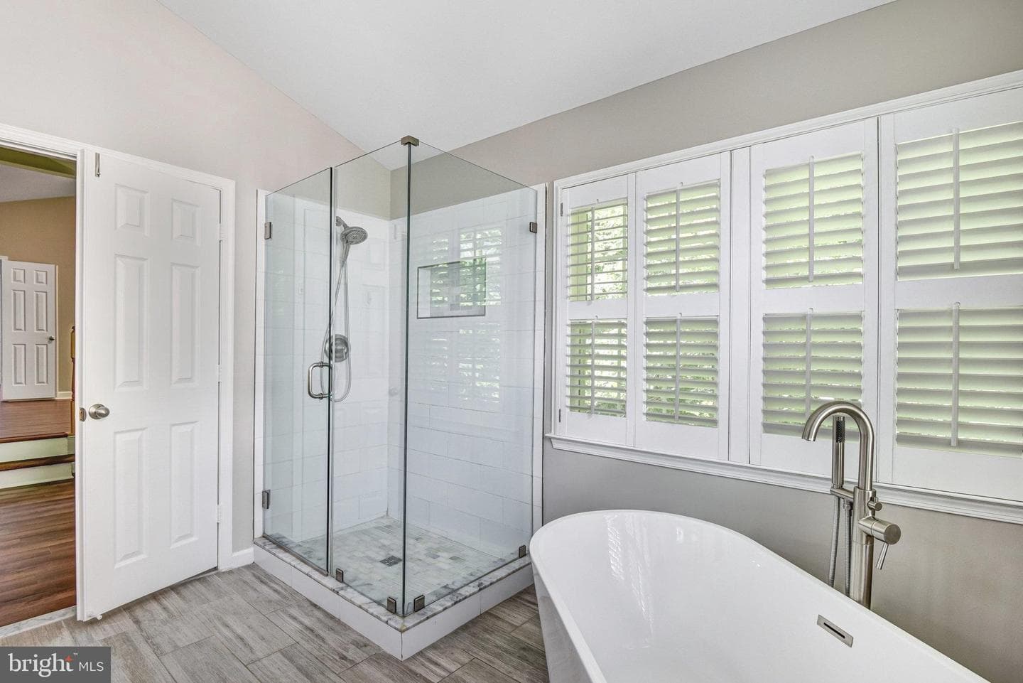 13608 British Manor Court photo 23