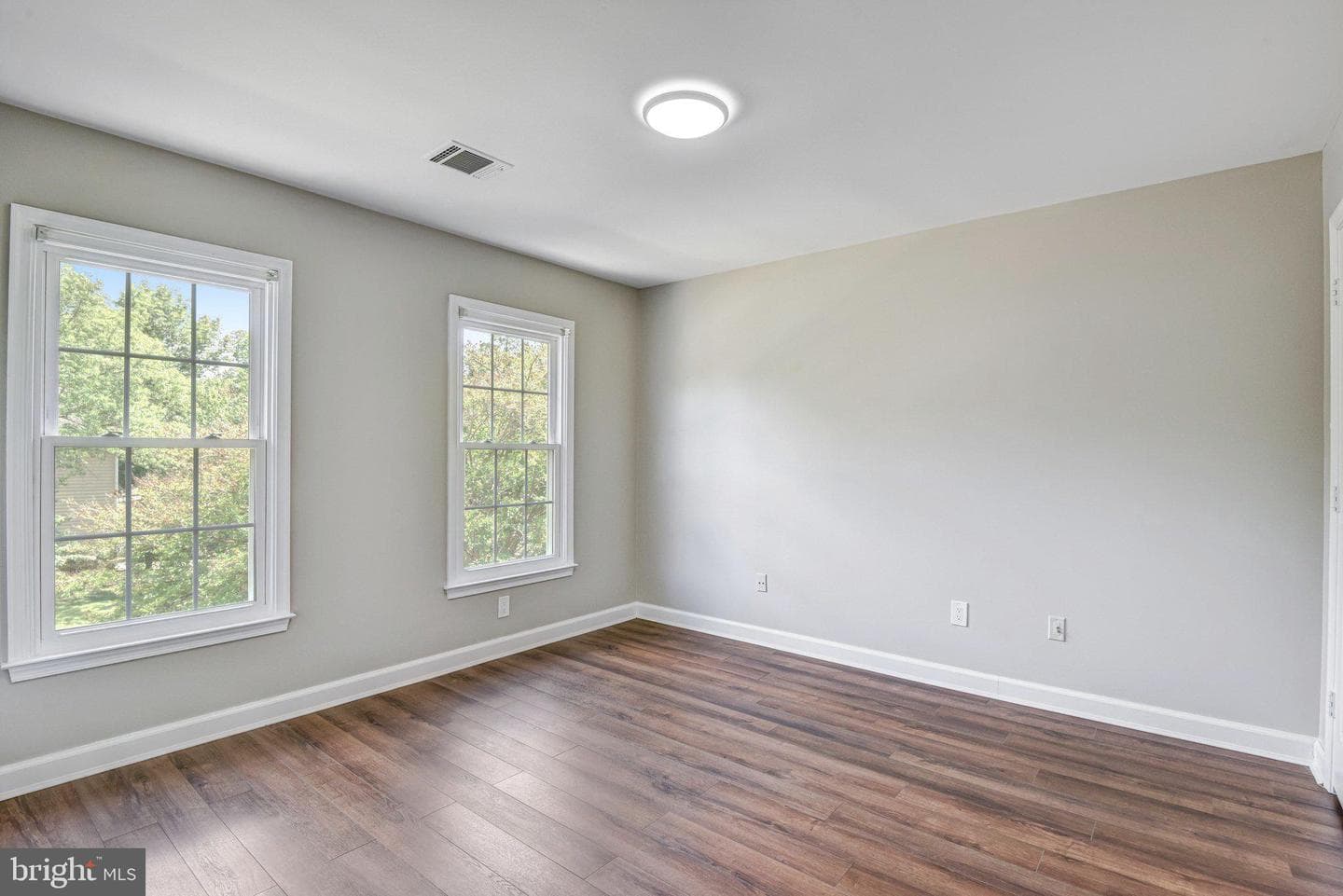 13608 British Manor Court photo 28
