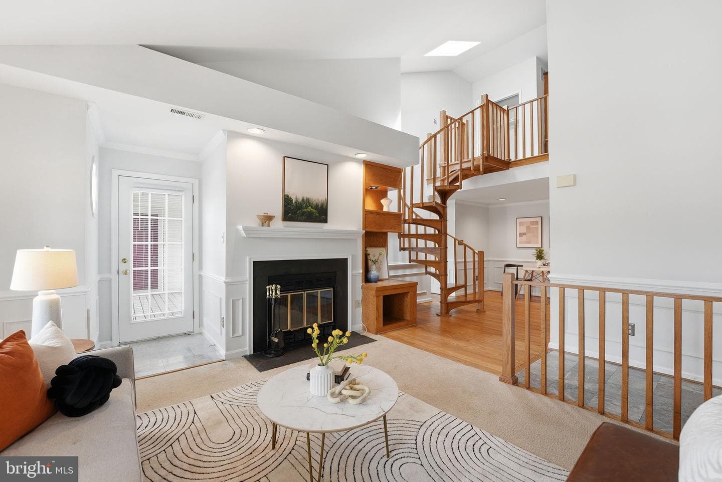 6057 Essex House Sq # B, Alexandria