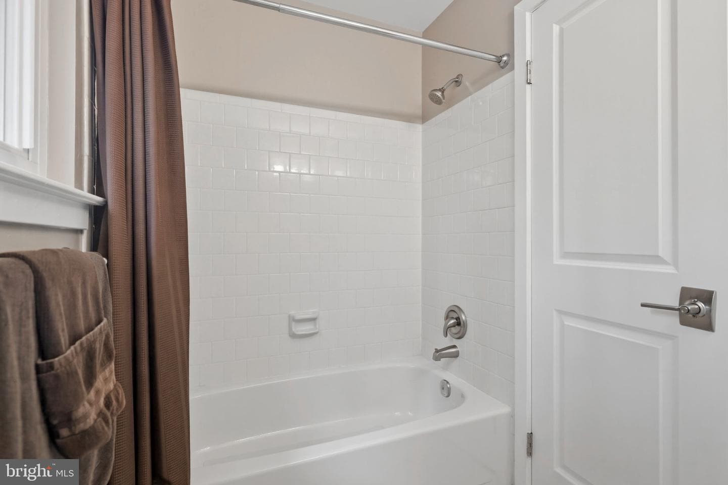 6906 Deer Run Drive photo 25