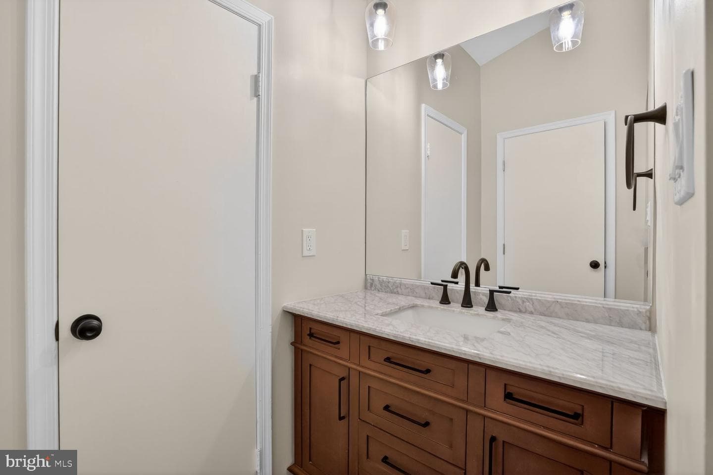 7837 Wintercress Lane photo 23