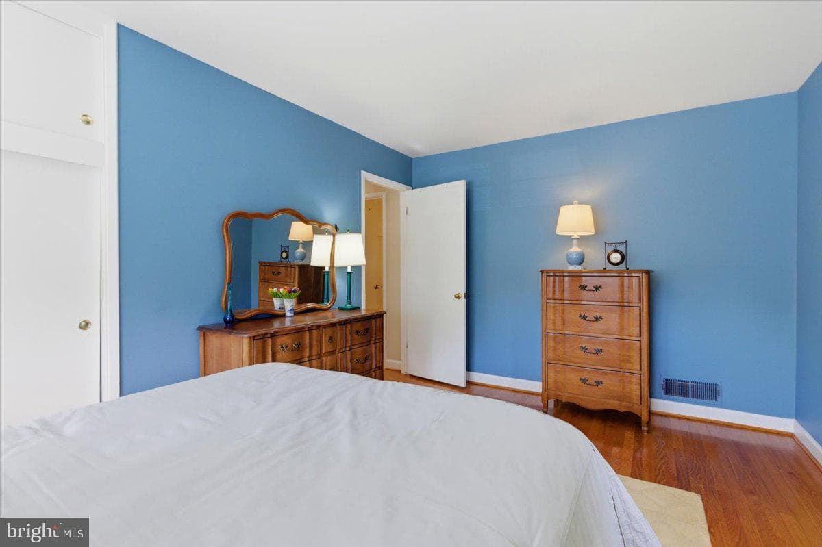 4703 Exeter Street photo 15