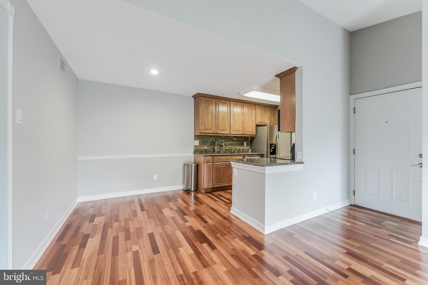 1532 Lincoln Way #301b photo 6