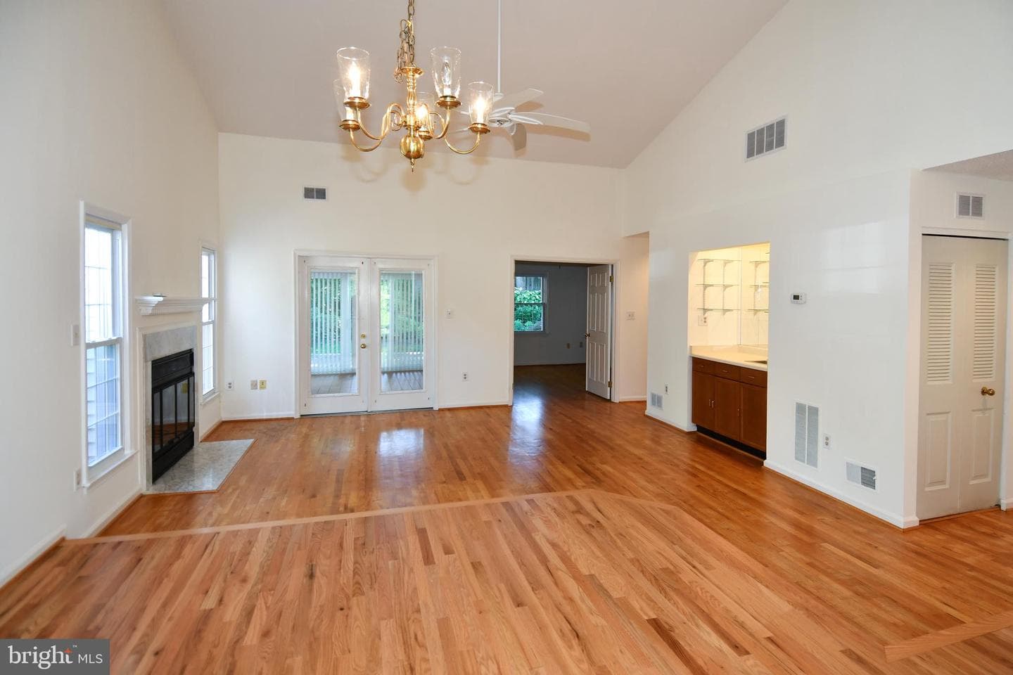 6730 Anders Terrace photo 10