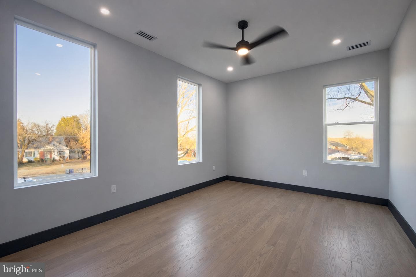 2613 Beacon Hill Road photo 44