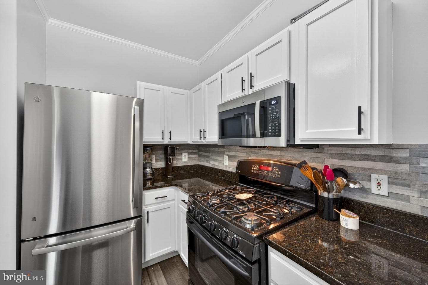 1708 Lake Shore Crest Dr # 23 photo 25