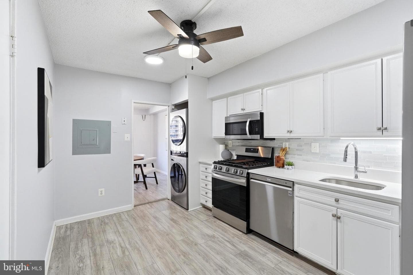 3705 S George Mason Dr # 1203S photo 12