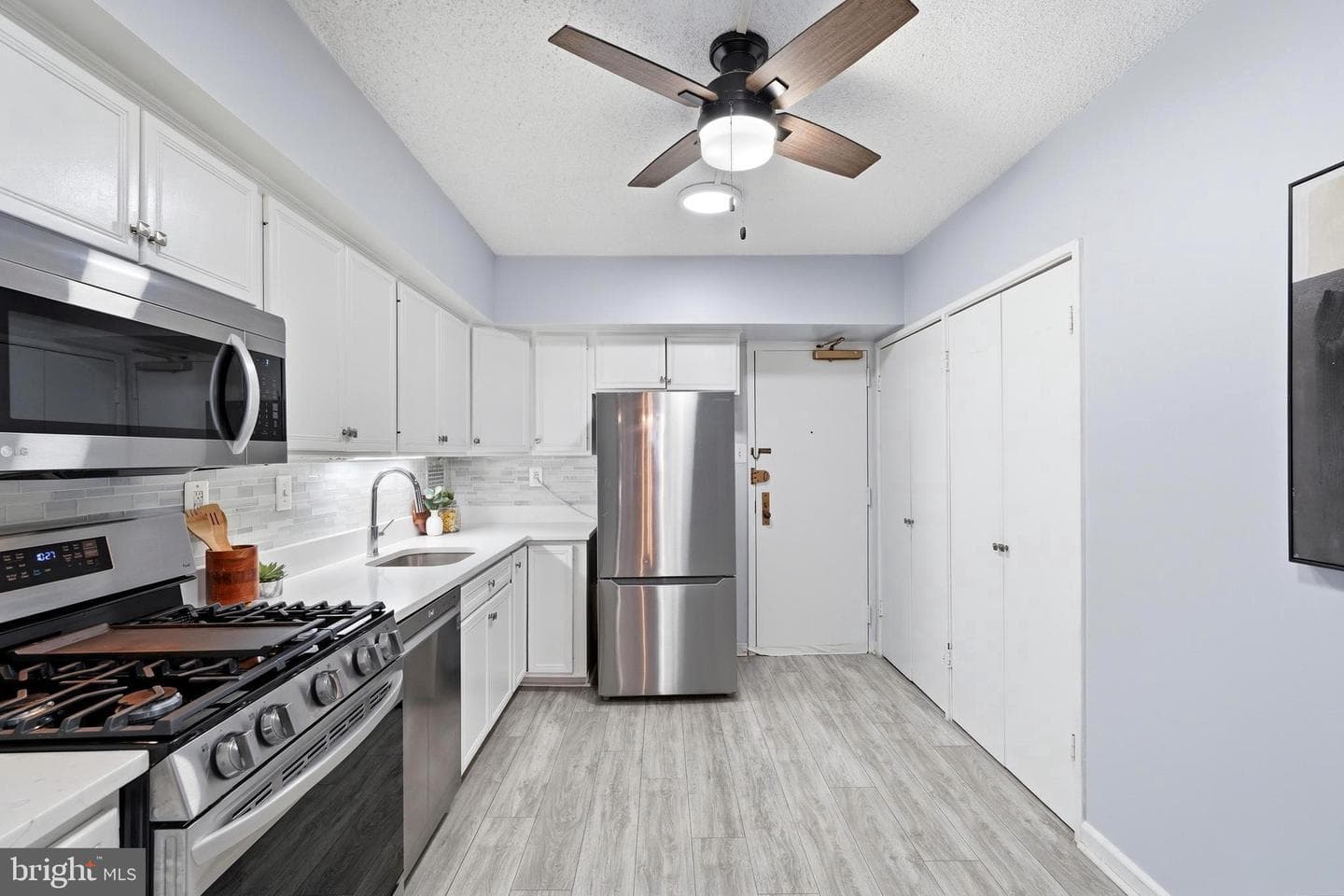 3705 S George Mason Dr # 1203S photo 14