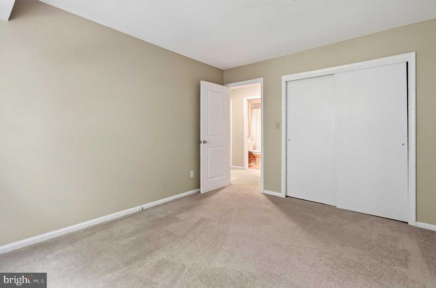 5907 Noblestown Road photo 29
