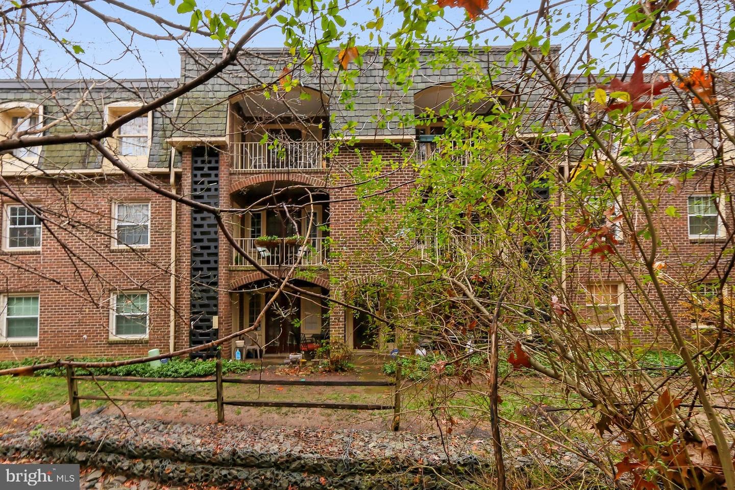 5907 Noblestown Road photo 9