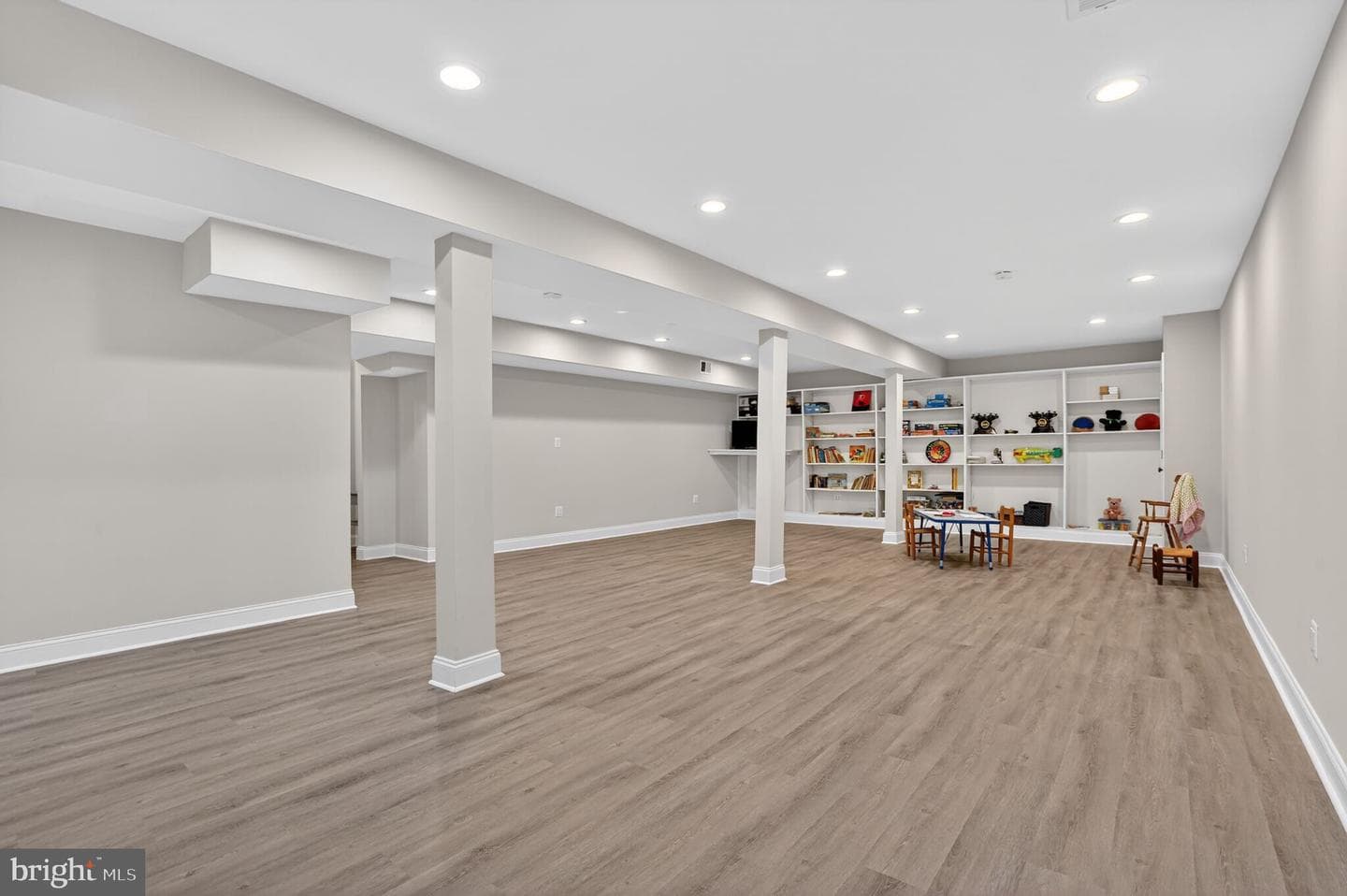 10223 Cedar Pond Drive photo 28