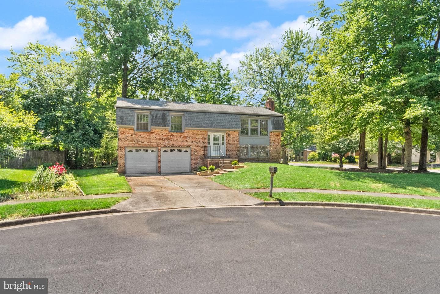 8803 Hayload Court photo 2