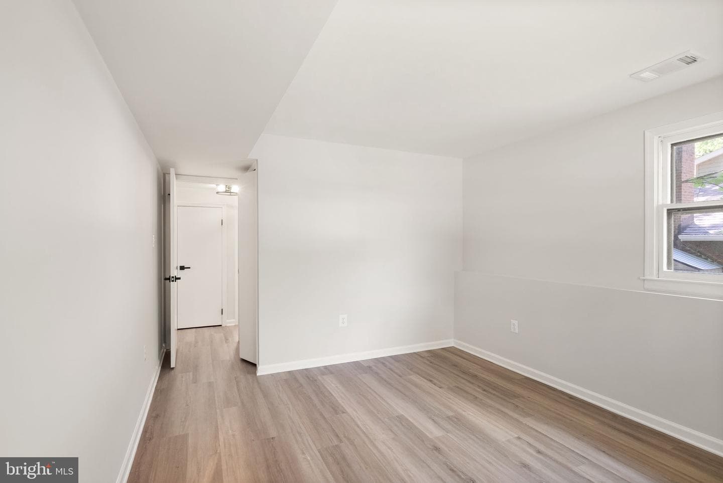 8803 Hayload Court photo 37