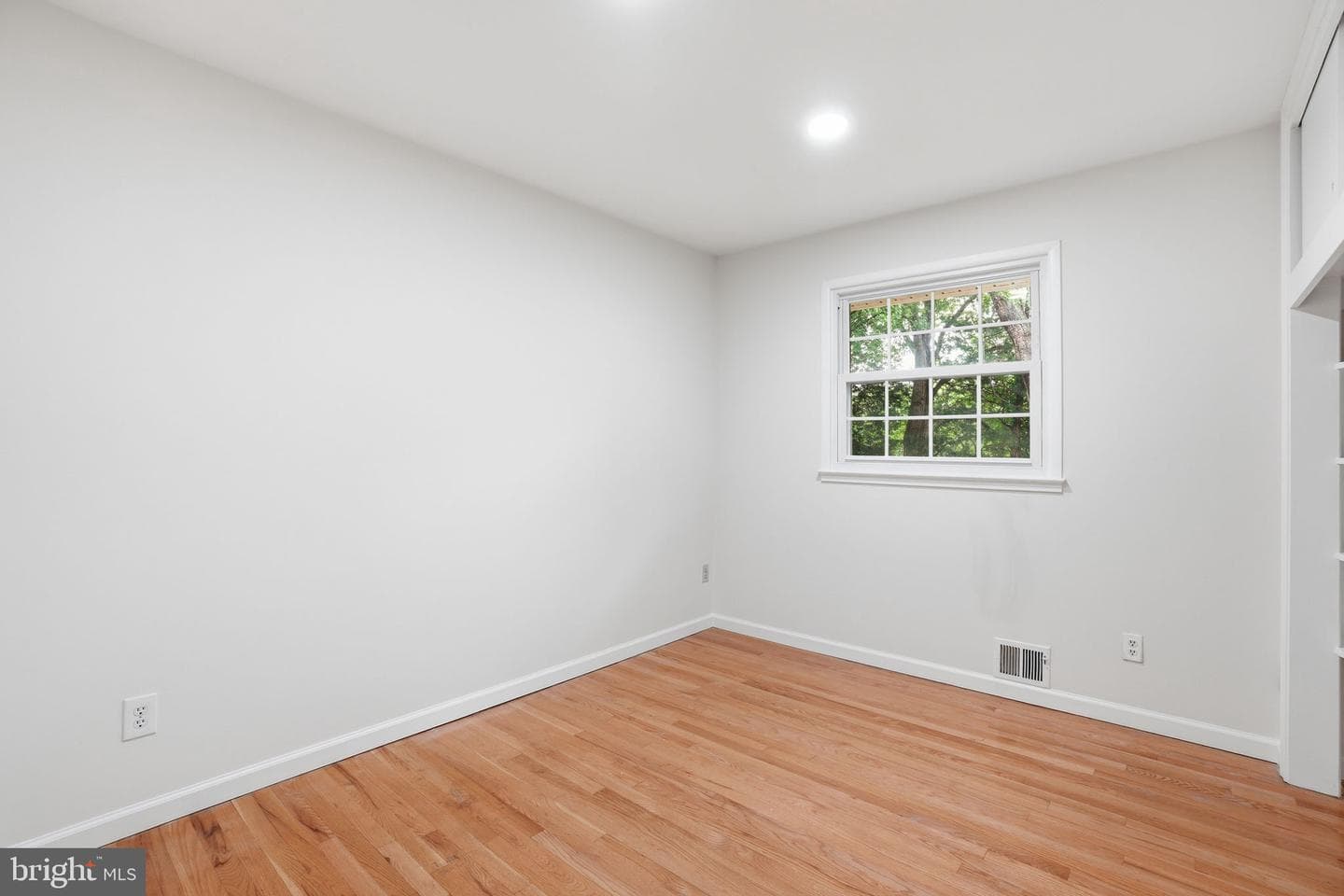 5304 Pillow Lane photo 11