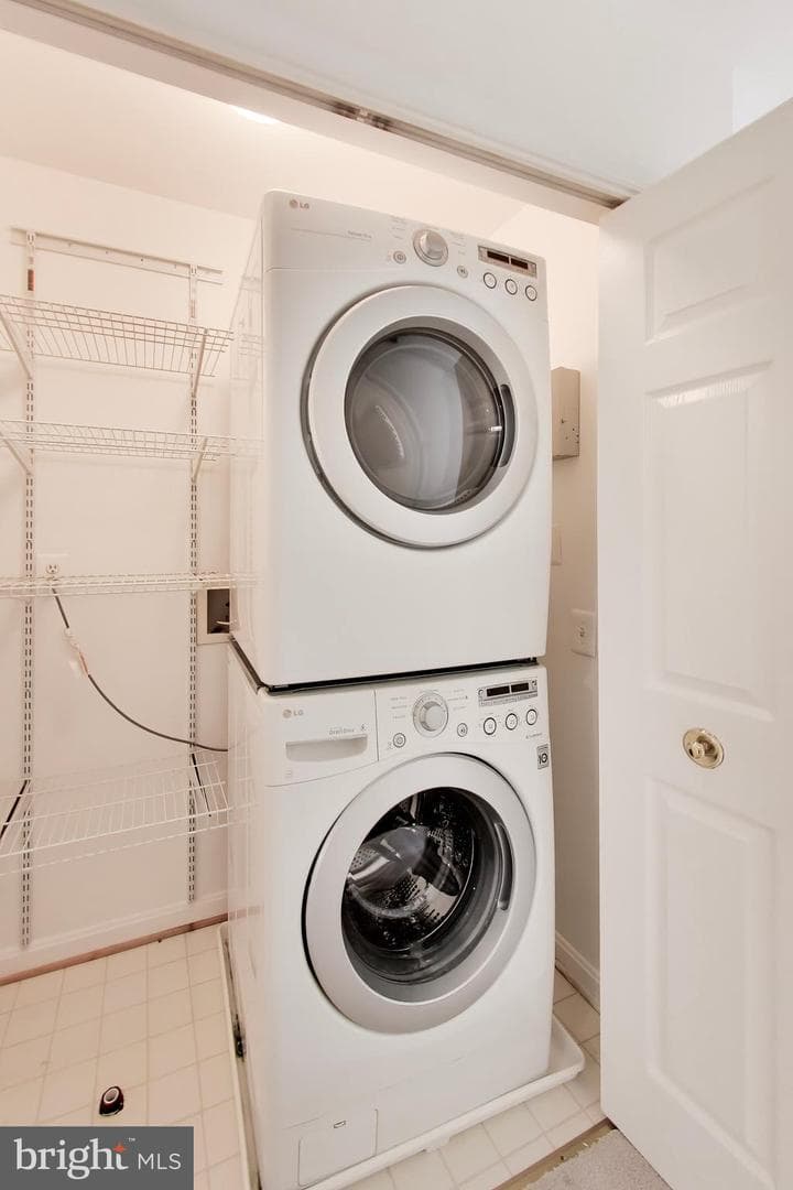 5946 Kimberly Anne Way photo 25