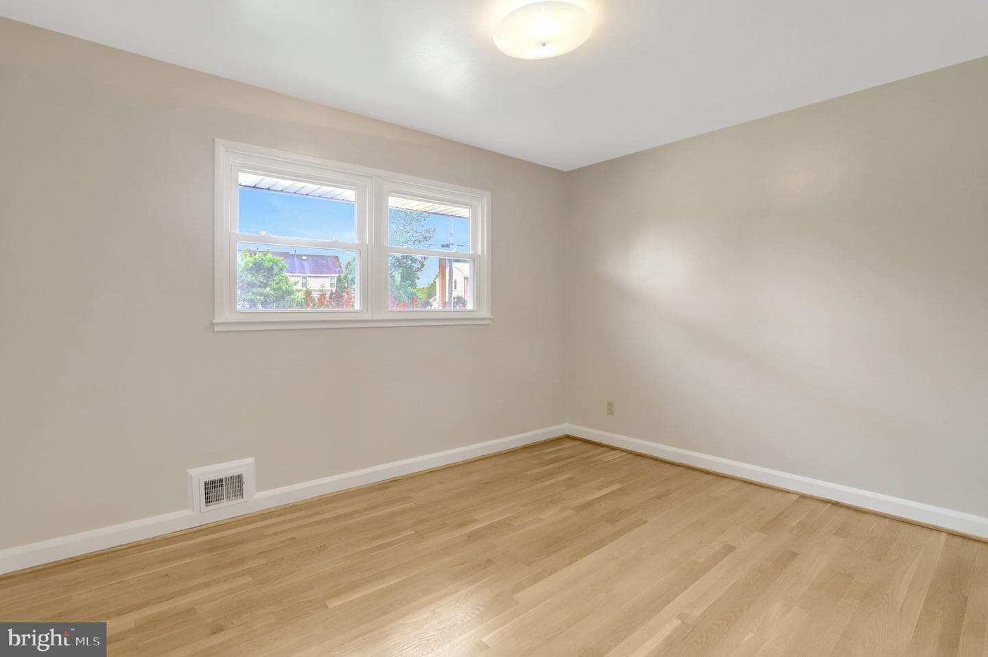4515 Kling Drive photo 11