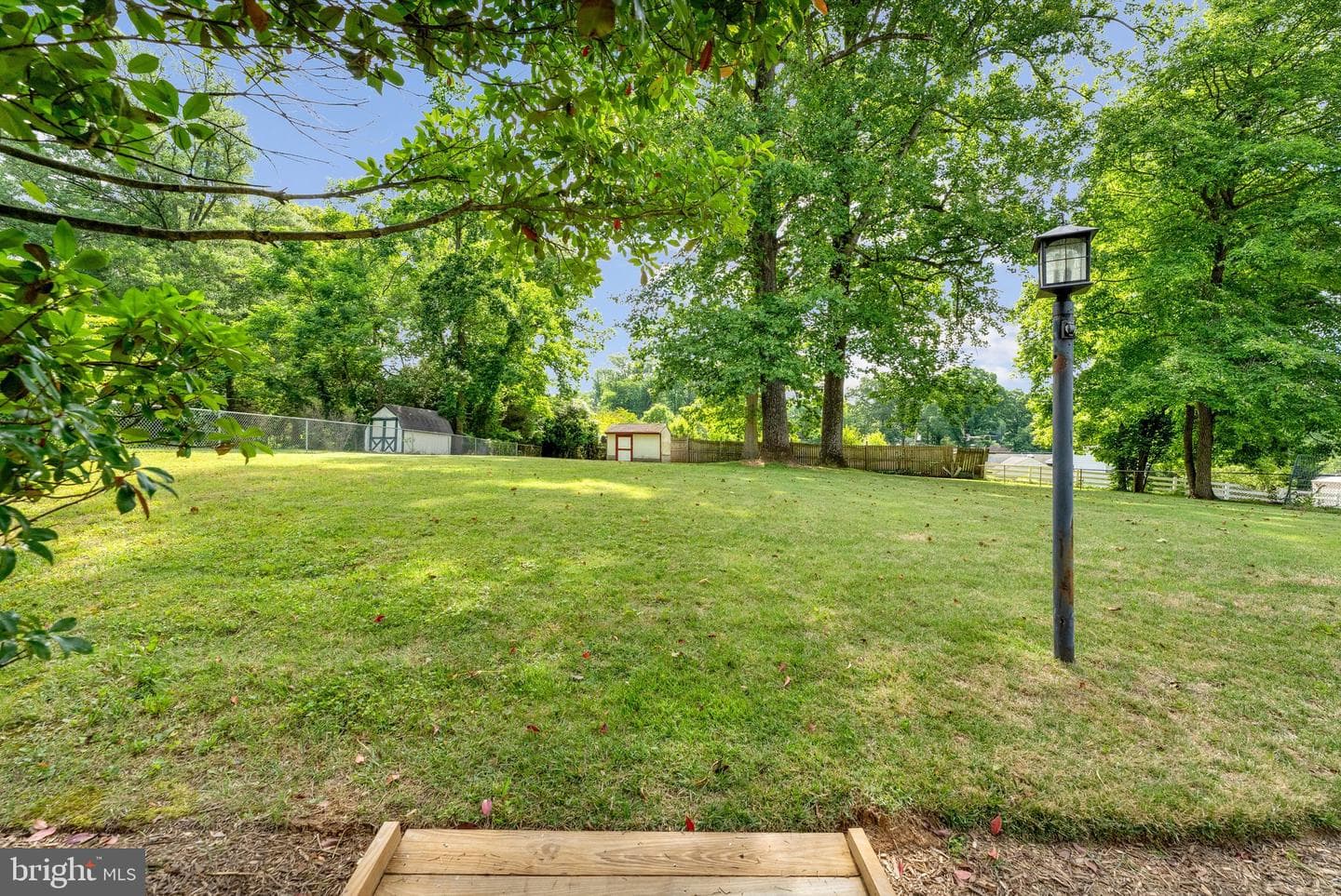 7618 Highland Street photo 32