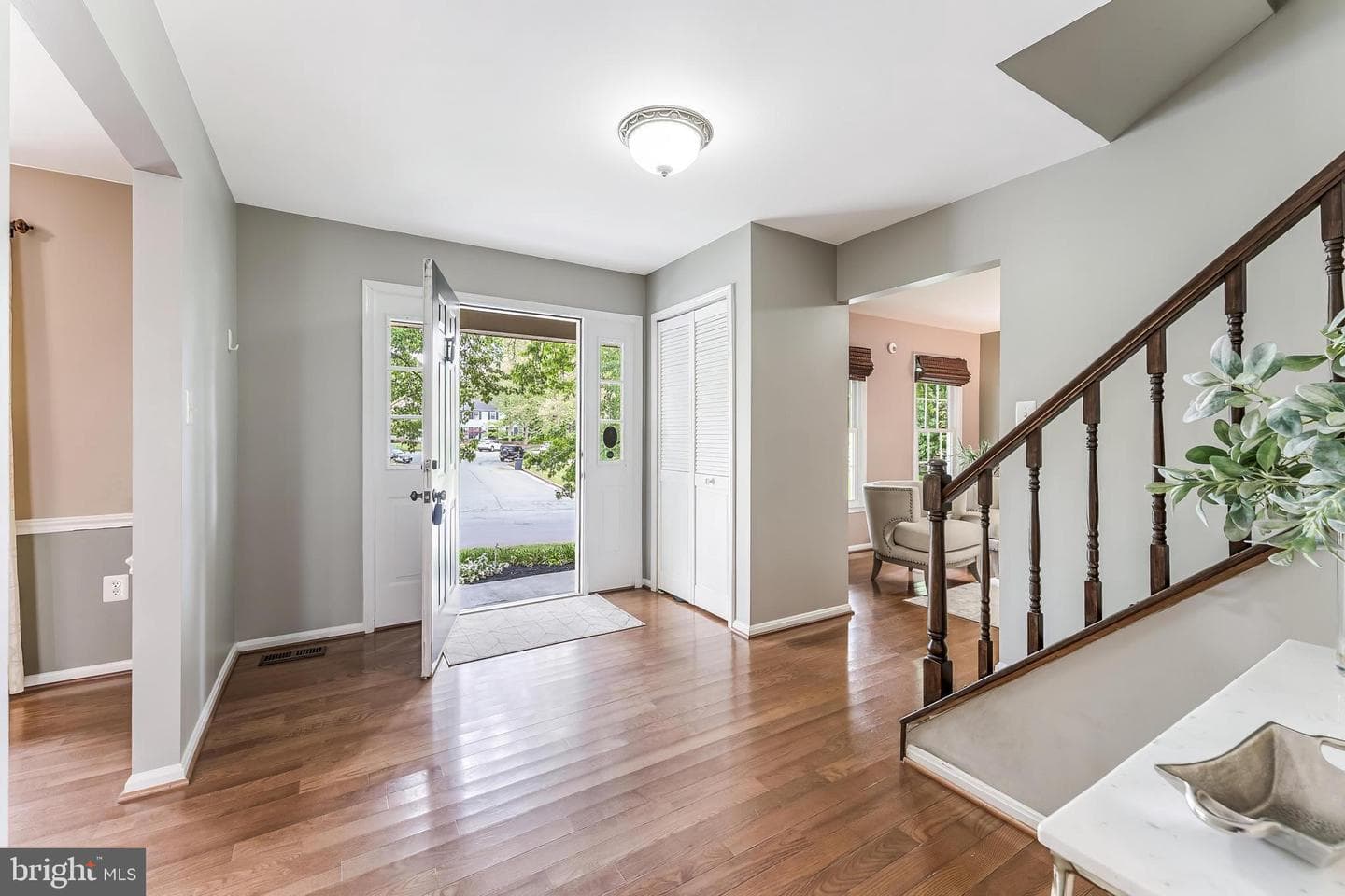 3316 Thorngate Drive photo 6