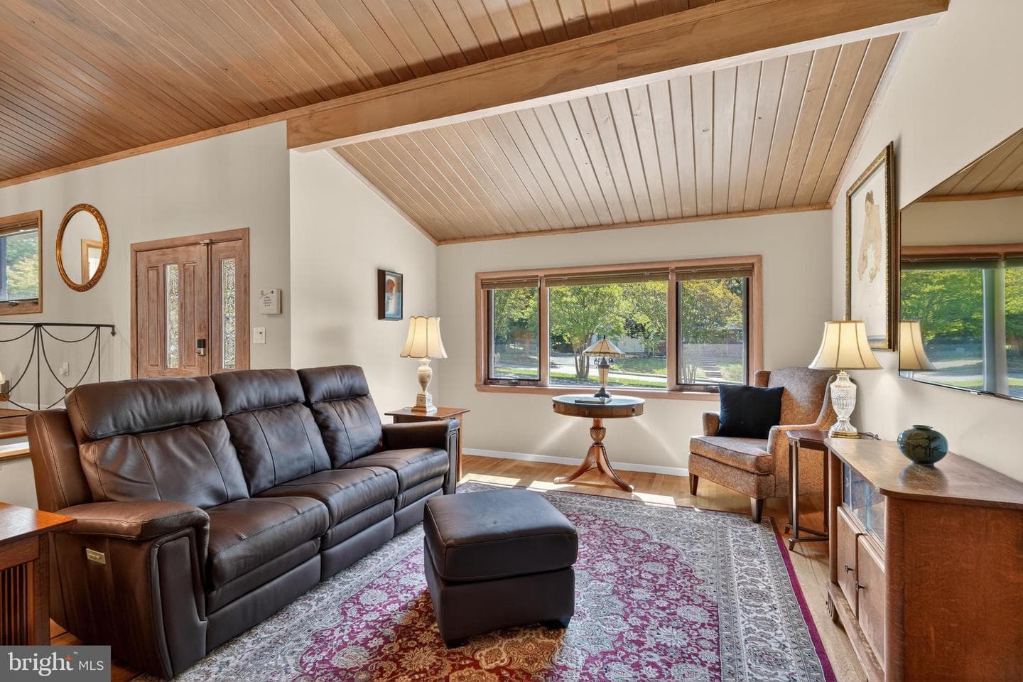 8904 Stratford Ln photo 18