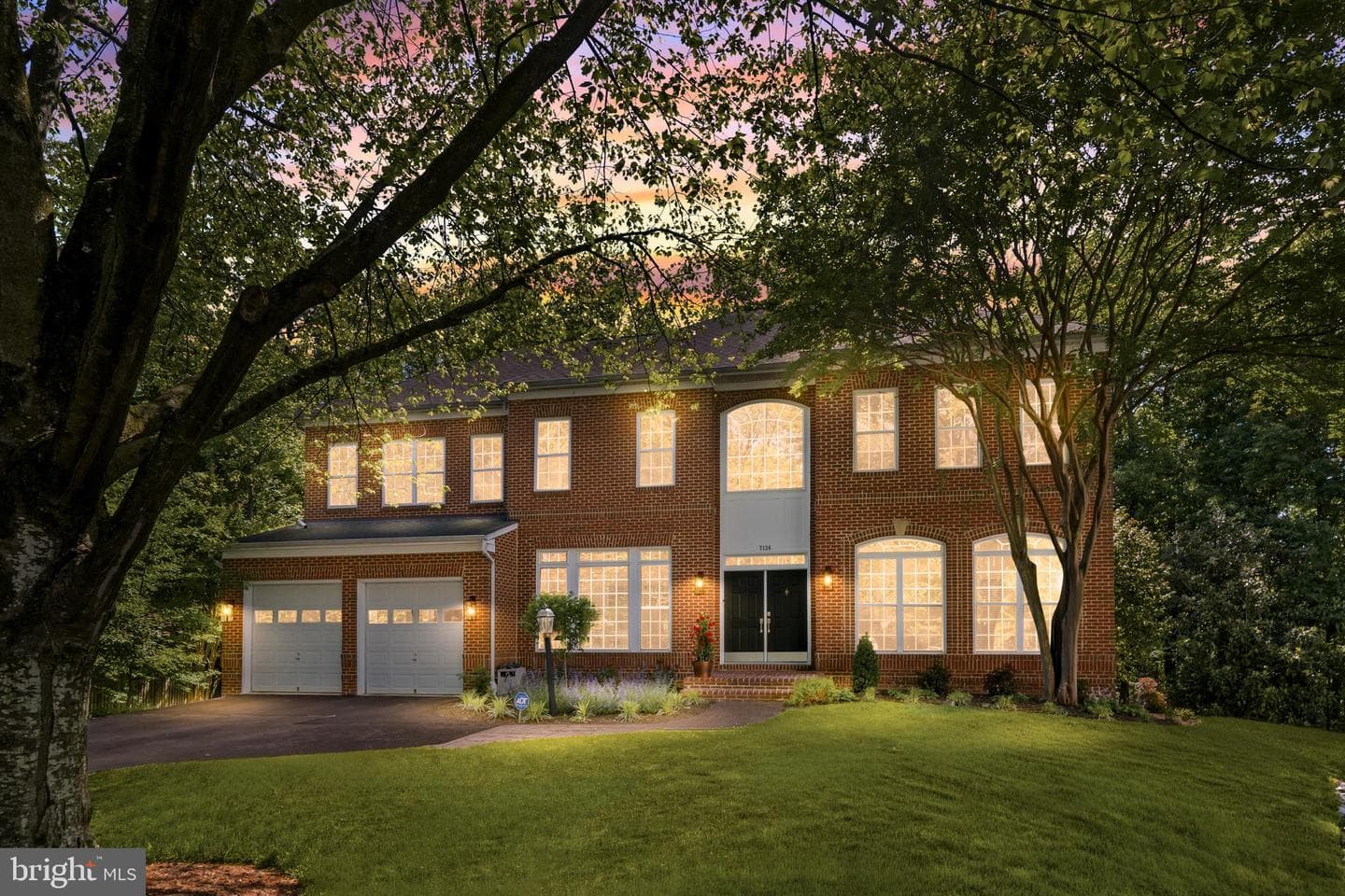 7136 Ayers Meadow Lane photo 4