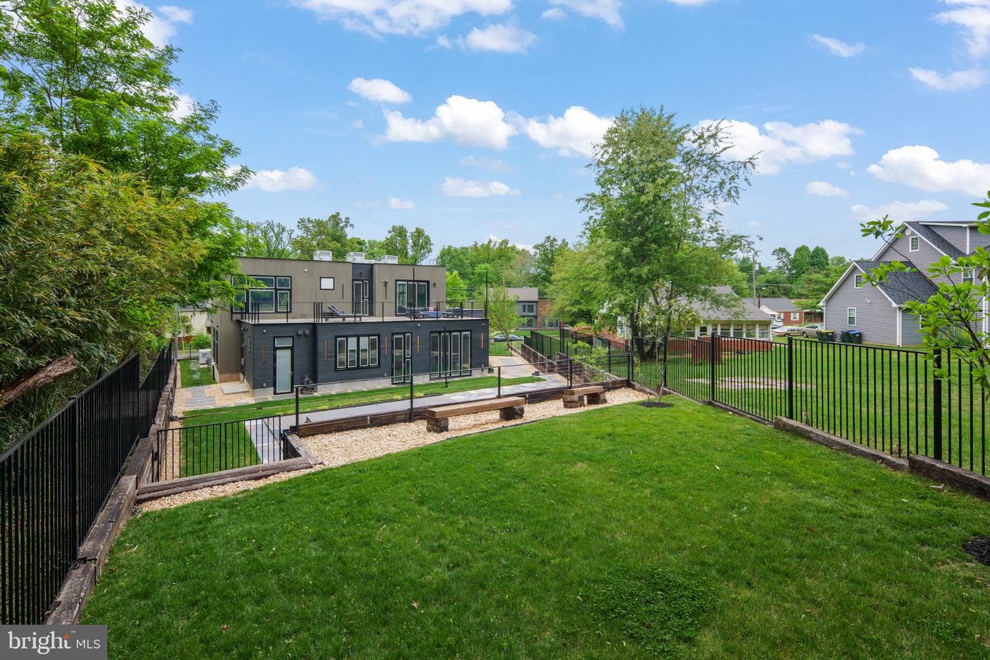 7404 Sportsman Drive photo 64