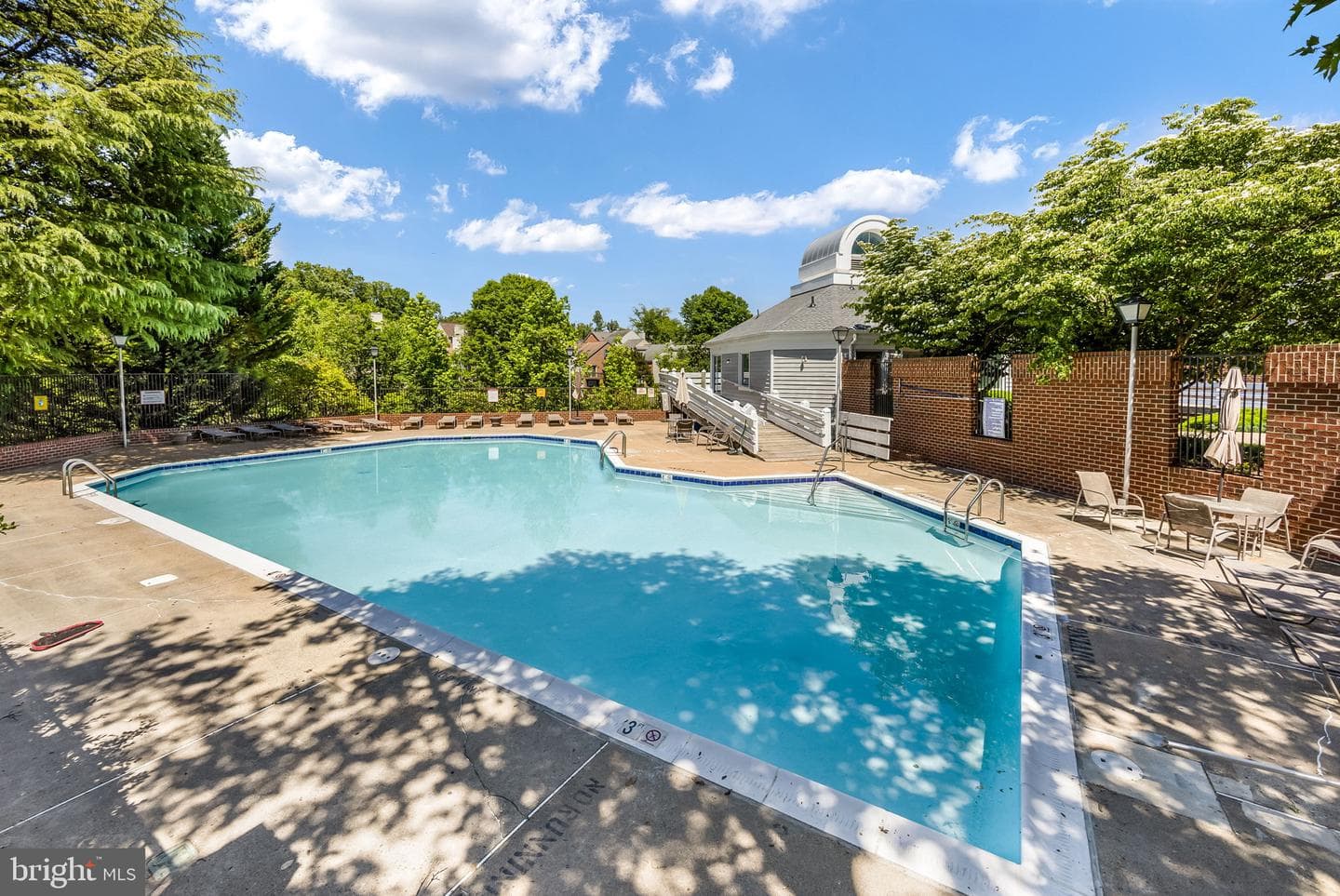 7595 Chrisland Cove photo 10