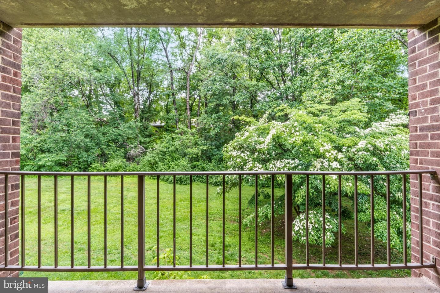 1422 Northgate Square #12b photo 4