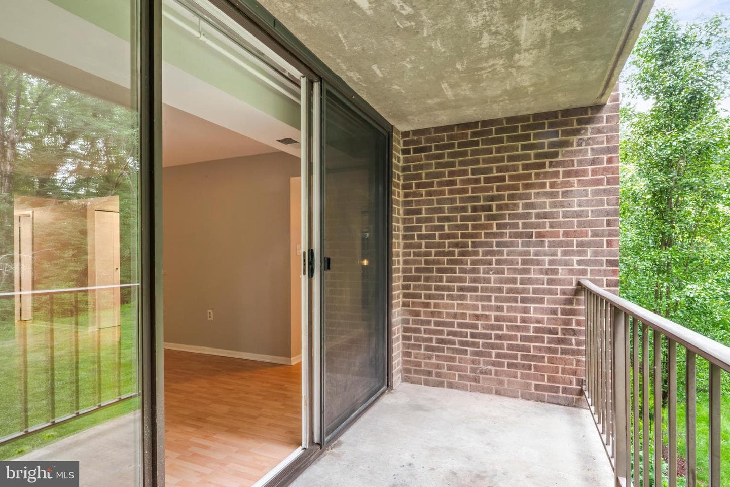 1422 Northgate Square #12b photo 5